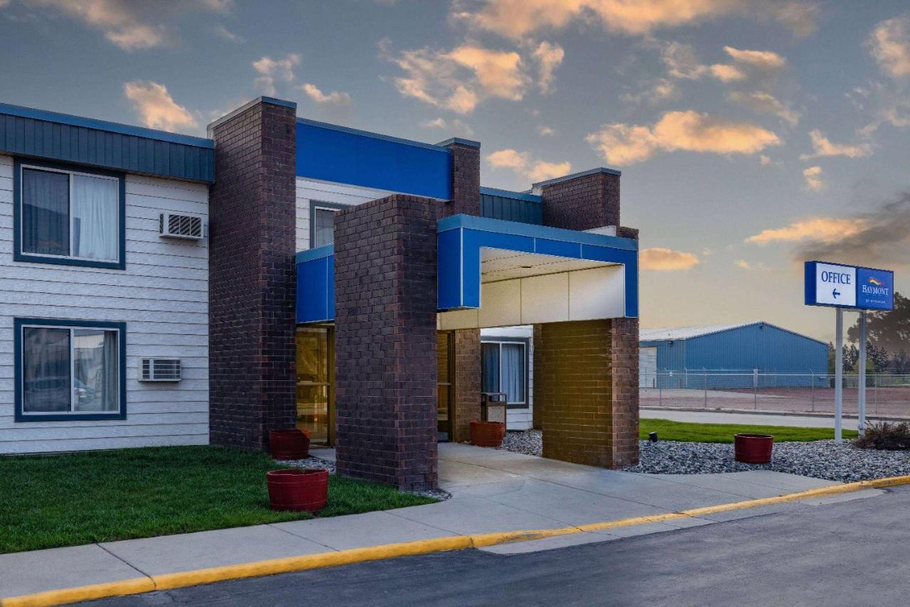 Baymont By Wyndham Gillette Hotel Exterior photo