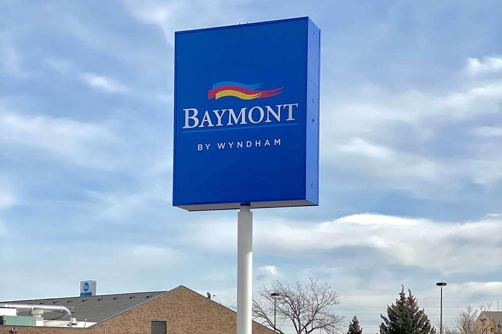 Baymont By Wyndham Gillette Hotel Exterior photo