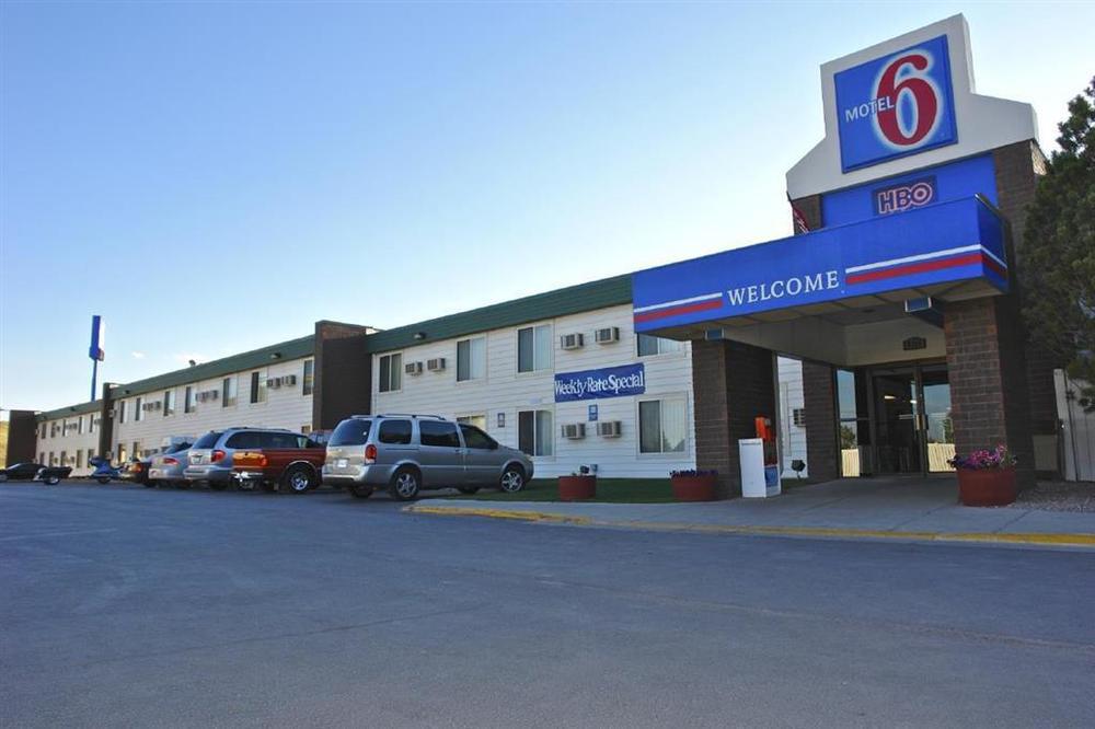 Baymont By Wyndham Gillette Hotel Amenities photo